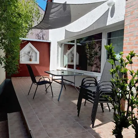 Ket Cseresznye Vendeghaz Apartment